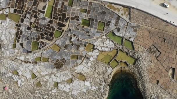 Ascending Aerial Drone Shot Ancient Salt Pans Island Gozo Malta — 图库视频影像