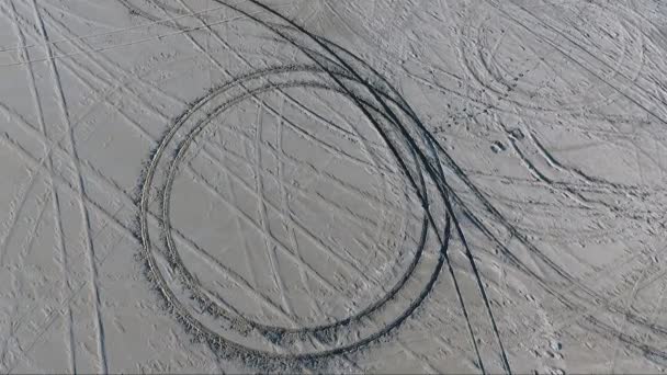 Aerial Drone Shot Orbits Donut Circle Made Car Soft Salt — Stock videók