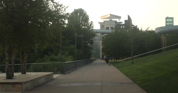 Sidewalk Cumberland Park Downtown Nashville — Αρχείο Βίντεο