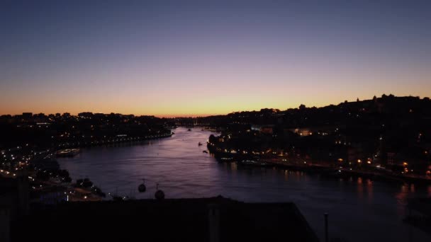 Golden Sunset Lights Western Sky Aglow Mouth Douro River Porto — Stockvideo