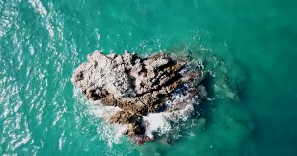 Rock Waves Summer Sea Green — Stockvideo