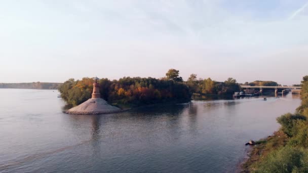 Incroyable Vidéo Drones Révélant Vieux Phare Pierre Bord Danube Belles — Video