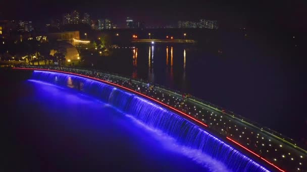 Wide Aerial Crane Shot Starlight Bridge Anh Sao Bridge Night — Vídeos de Stock