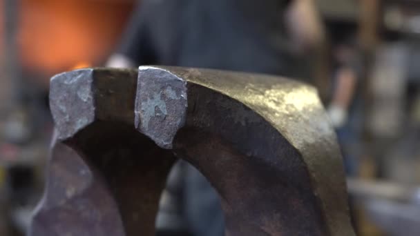 Close View Object Blacksmith Shop Back Can See Blacksmiths Working — Stockvideo