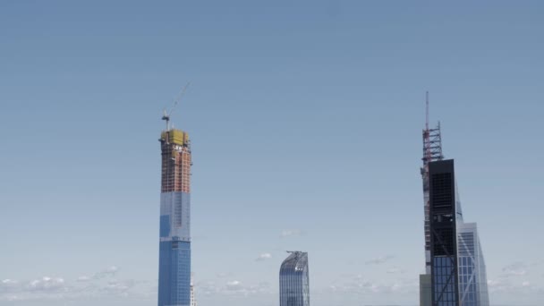 Handheld Shot New Skyscrapers Rockfeller Center Observation Deck — Stockvideo