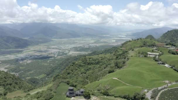 Aerial Video Flying Drone Small Village High Mountain Forest — Stockvideo