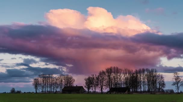 Purple Rain Clouds Country House Fields Clouds Sunset Time Lapse — Vídeo de stock