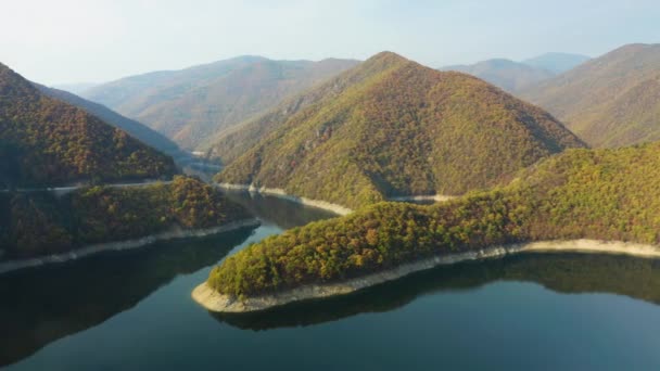 Aerial View Mountain Lake Surrounded Autumn Forest Circle Pan — Video Stock