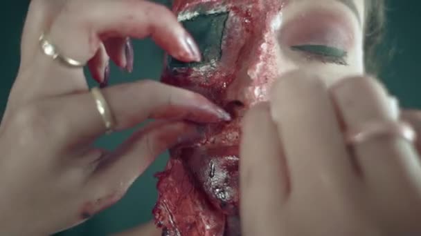Make Artist Working Carefully Model Creating Zombie Face Cinematic Filming — Vídeo de Stock