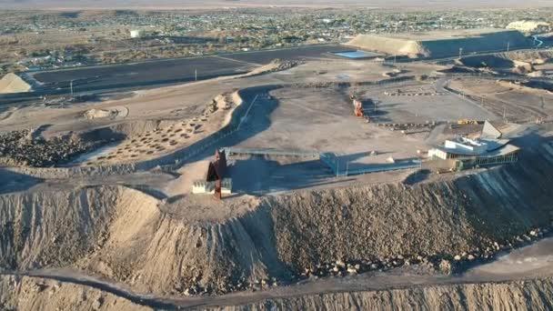 Cutting Town Line Lode Heart Broken Hill — Vídeos de Stock