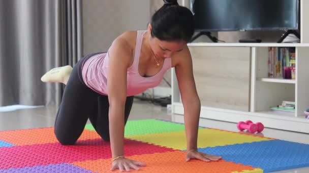 Slim Young Asian Woman Working Out Floor Doing Push Exercise — Stok Video