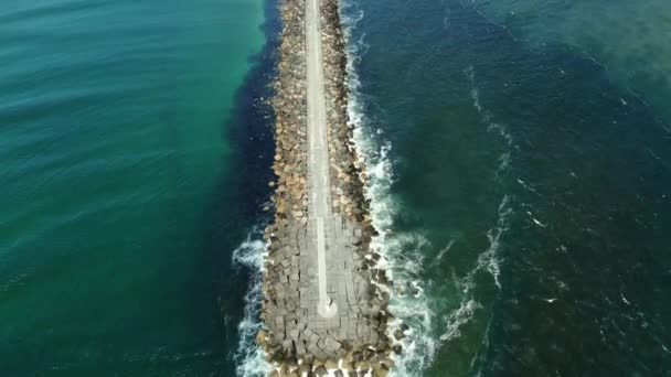 Overhead View End Gold Coast Seaway Panning Beach Highlighting Deep — Stock Video