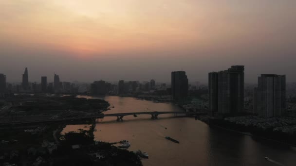Drone Shot Saigon River Smoggy Sunset Typical Day Extreme Air — Stok video