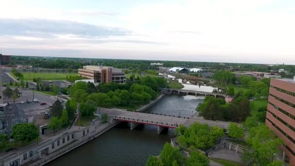 Flint Flint Folyó Saginaw Utca Belvárosban Flint Michigan — Stock videók