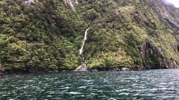 Milford Sound Fiordland Natural Waterfalls Milford Sound National Park New — 비디오