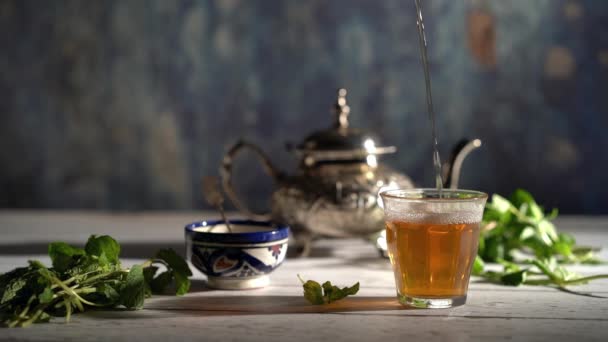 Cinemagraph Tea Pouring Glass Moroccan Tea Set Mint — 图库视频影像