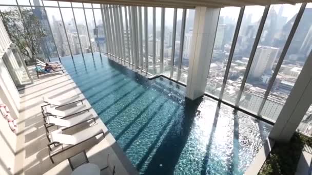 Relaxing Sky High Swimming Pool Top Condominium City View — Video