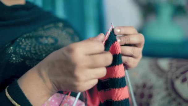 Traditional Indian Woman Knits Craft Needles Red Black Wool Close — Video