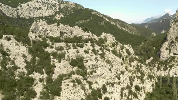 Aerial Revealing Shot Mountain Hot Summer Day Croatia — Vídeos de Stock