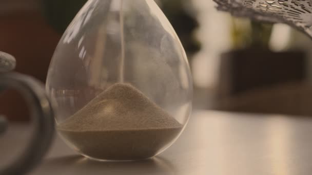Hourglass Sand Falling Slow Motion — 图库视频影像
