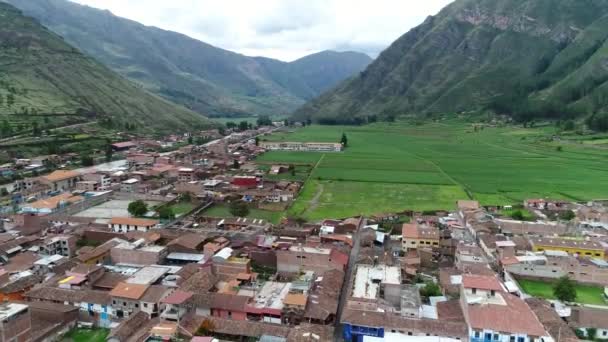 Movimiento Drones Ciudad Pisac Perú Hermoso Día Nublado — Vídeos de Stock