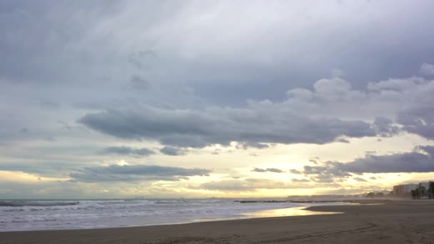 Storm Clouds Loom Mediterranean Beach Sunset — Vídeos de Stock