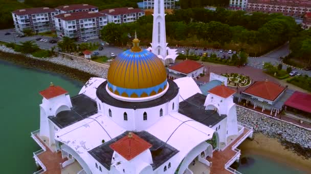 Aerial Circle Shot Floating Mosque Melaka Straits Mosque Malaysia — Vídeos de Stock