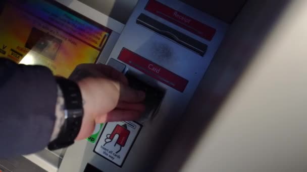 Man Using Post Office Cash Machine Cash Point Atm High — Stockvideo