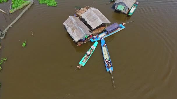 Locals Merchants Going Everyday Life Floating Village Kompong Kleang Cambodia — Stockvideo