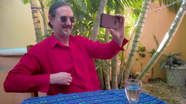 Mature Man Responding Someone Smartphone Shows His Guayabera Shirt — Vídeos de Stock