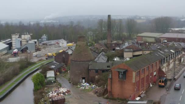 Luchtfoto Van Kensington Pottery Works Een Oude Verlaten Verlaten Aardewerk — Stockvideo