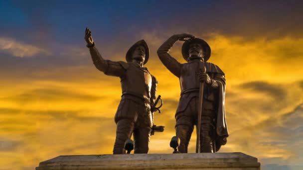 Langzaam Inzoomen Tijdsverloop Van Francisco Montejo Monument Merida Mexico Met — Stockvideo