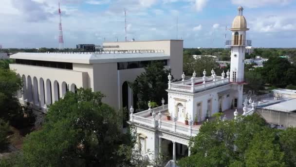 Aerial Orbit Minaret Mansion Paseo Montejo Merida Yucatan Mexico — Stock video
