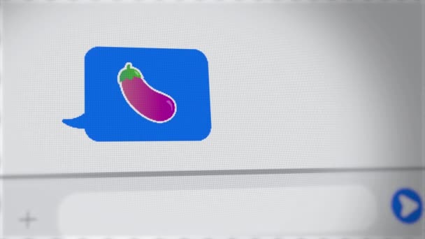 Eggplant Emoji Egy Chat Egy Mobiltelefon Vagy Számítógép Közelről — Stock videók