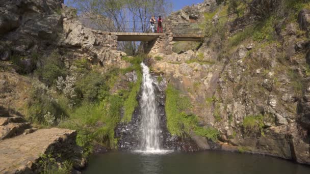 Cachoeira Penedo Furado Passadico Vila Rei Portugal — Vídeo de Stock