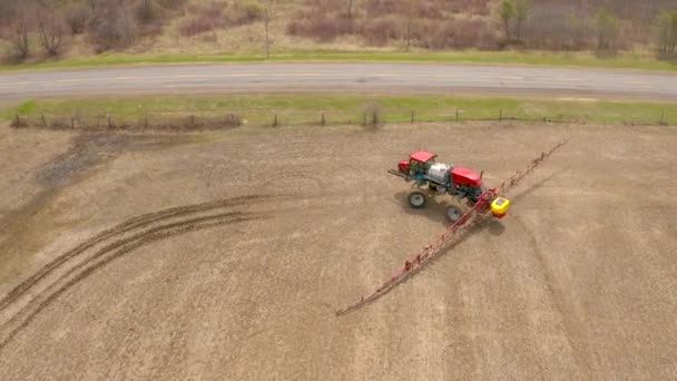 Crop Dusting Tractor Turning — Stockvideo