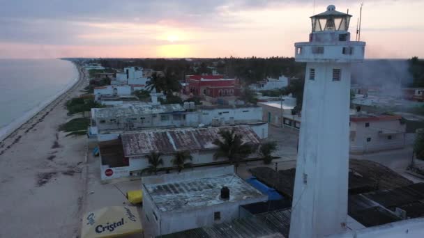 Aerial Trucking Shot Right Sunrise Extreme Closeup Lighthouse Telchac Puerto — Vídeo de stock