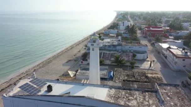 Pertengahan Orbit Pagi Kanan Sekitar Mercusuar Telchac Puerto Yucatan Meksiko — Stok Video