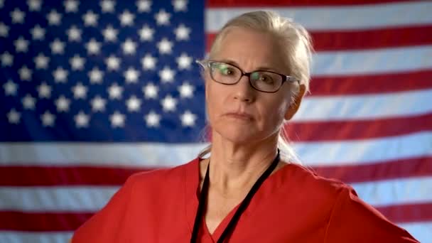 Portrait Nurse Showing Seriousness Disapproval Set Out Focus Flag — Stock Video