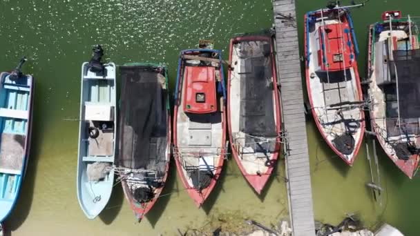 Aerial View Looking Straight Camera Sliding Right Showing Small Wooden — Vídeo de Stock