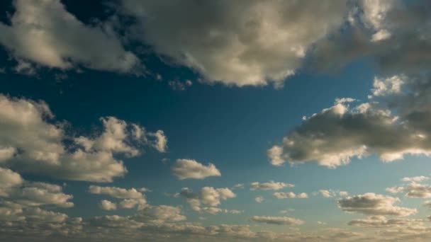 Gezwollen Wolken Zonsopgang Bewegen Naar Camera — Stockvideo