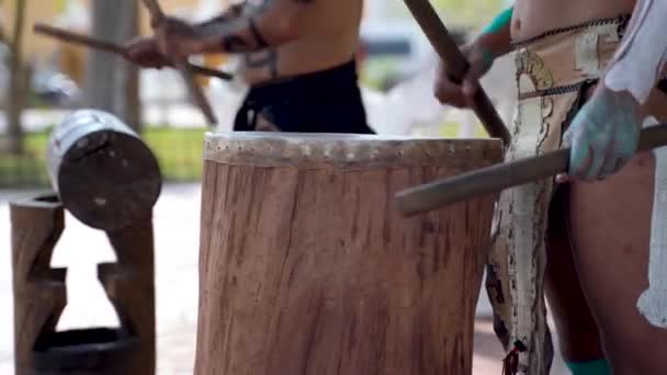 Extreme Closeup Mayan Aztec Drummers Playing Wooden Drums Animals Skins — 图库视频影像
