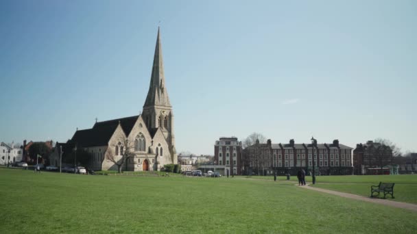 Прекрасна Історична Парафіяльна Церква Всіх Святих Блекхіті Лондон Вдень Ясному — стокове відео