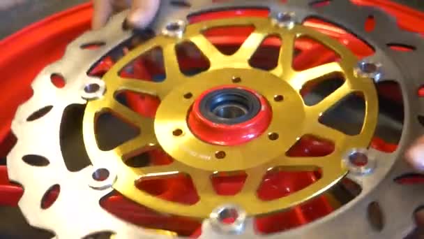 Close Footage Mechanic Working Disc Brake Installation Motorcycle — Vídeos de Stock