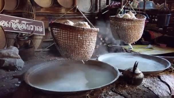 Making Sinthao Salt Ancient Mountain Rock Salt Pond Kluea Nan — Stock videók