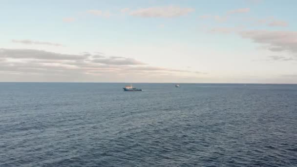 Drone Flies Trawler Fishing Boat Atlantic Ocean Portugal — Stockvideo