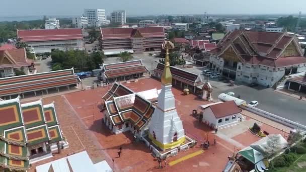 Aerial Footage Historic Wat Phra Cheung Chum Temple Landmark Sakonnakorn — Stock videók