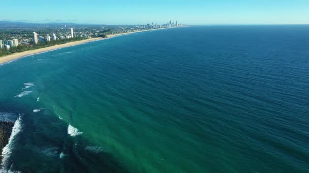 Aerial Veiw Burleigh Heads Surfers Paradise Brilliant Clear Day — Vídeo de Stock