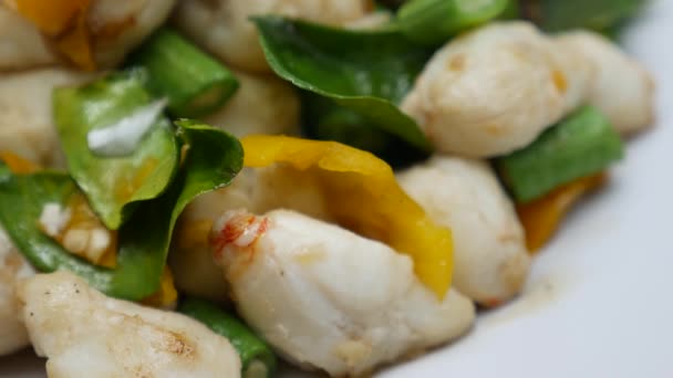 Zbliżenie Filmy Chilli Soli Mieszać Smażone Kraby Pyszne Tajskie Jedzenie — Wideo stockowe
