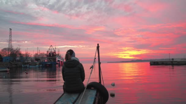 Woman Watching Beautiful Sunset While Sitting Sea Port Bulgaria Wide — Video